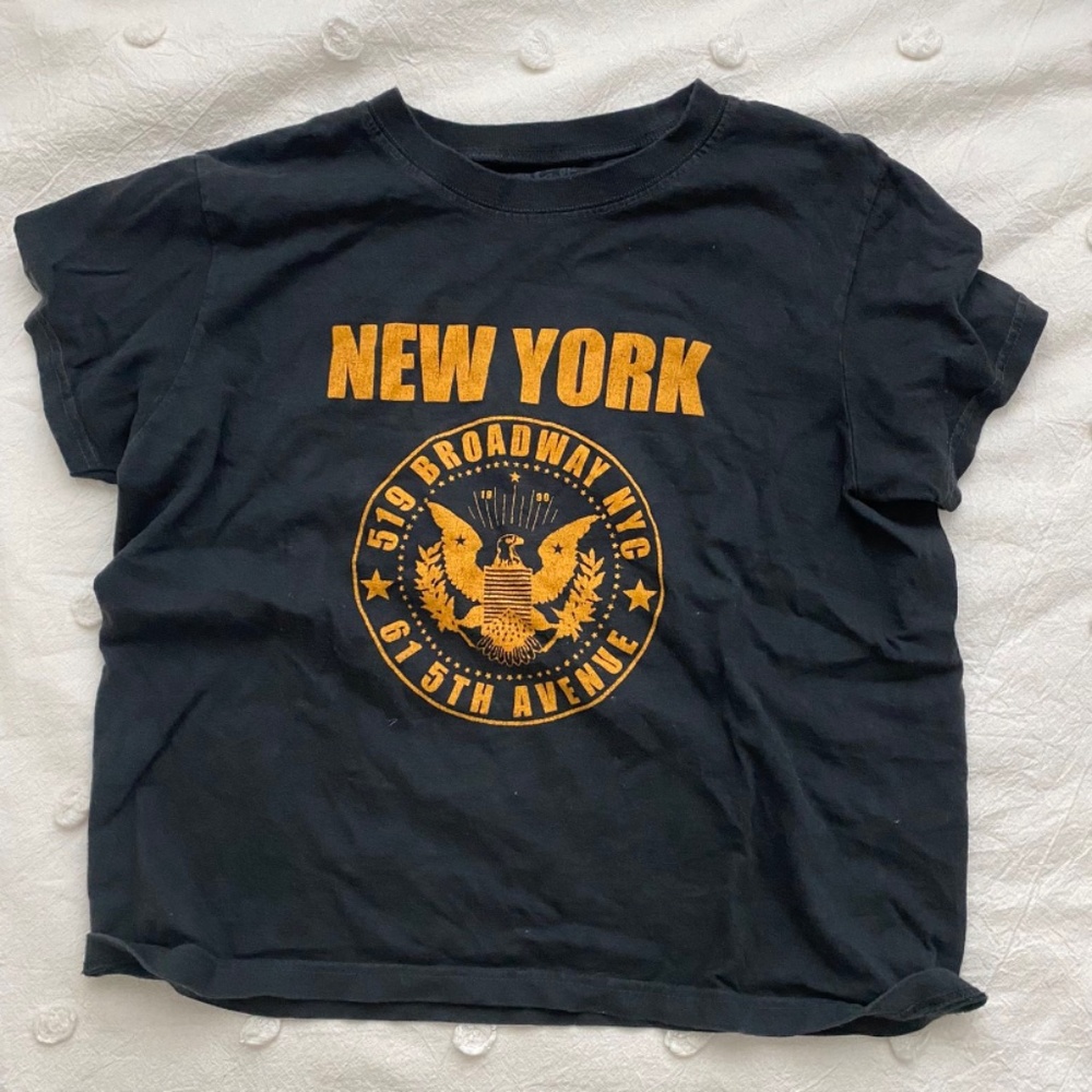 brandy melville tee